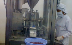  Lấy mẫu kiểm định chất lượng thuốc trúng thầu